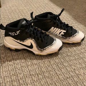 Nike - Mike Trout baseball cleats, boys 1Y